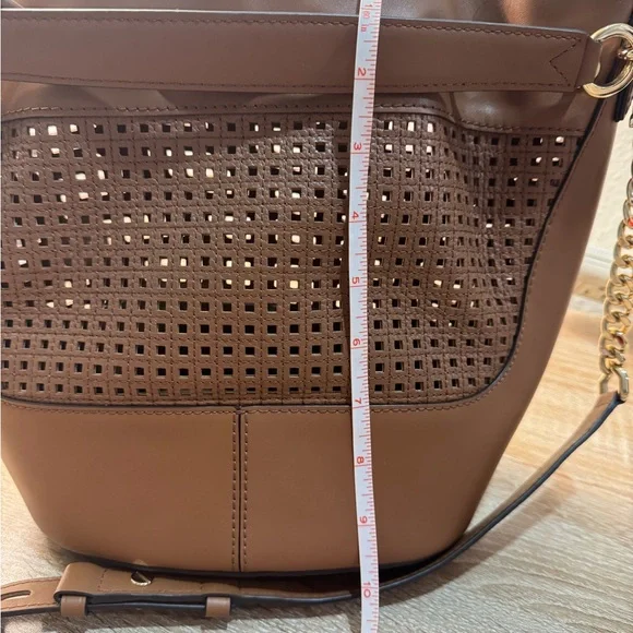 MICHAEL KORS Devon Medium Perforated Leather Bucket Bag Brown - Picture 8 of 10